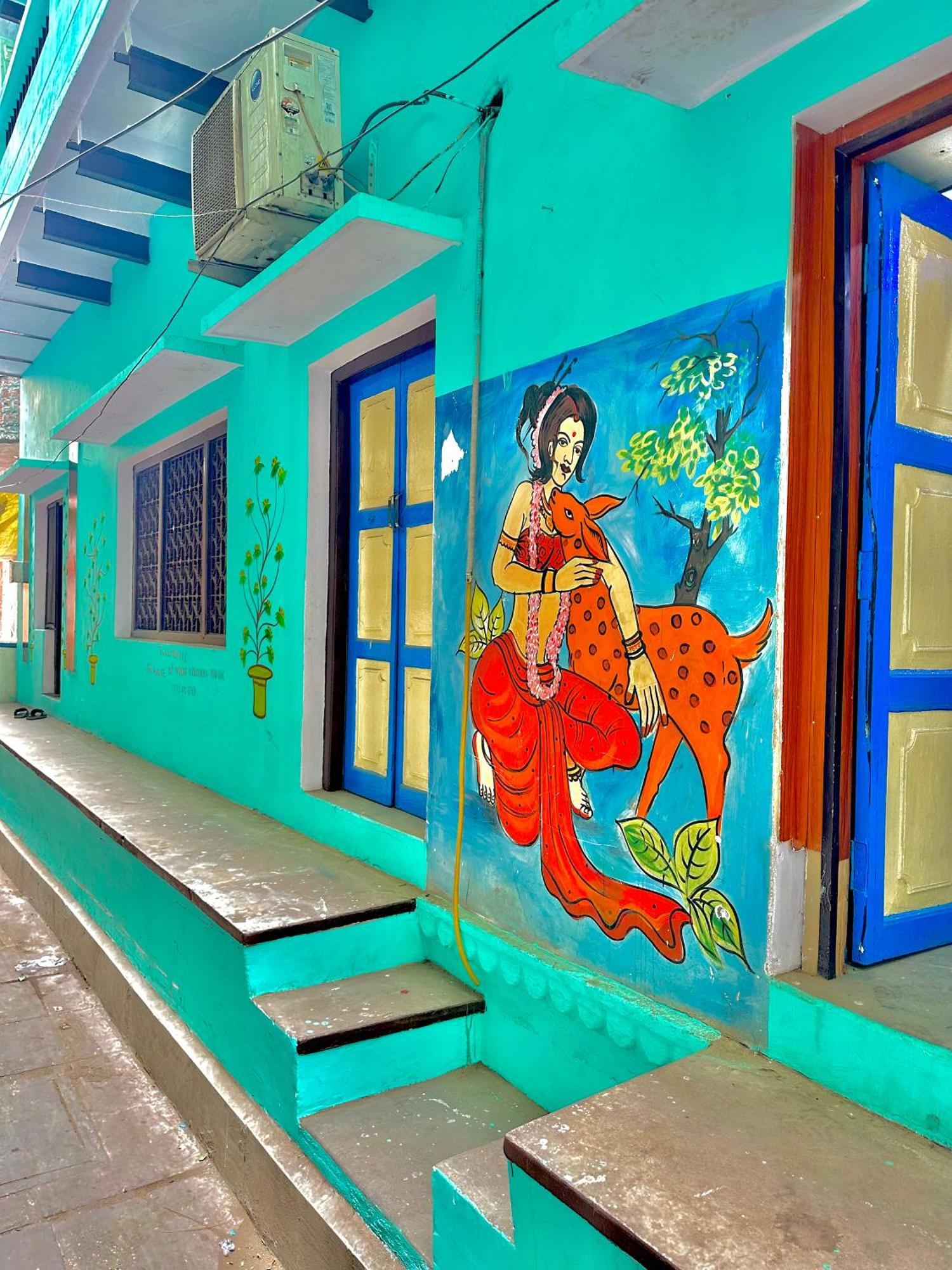 Home Stay Suraj Inn Varanasi Exterior photo