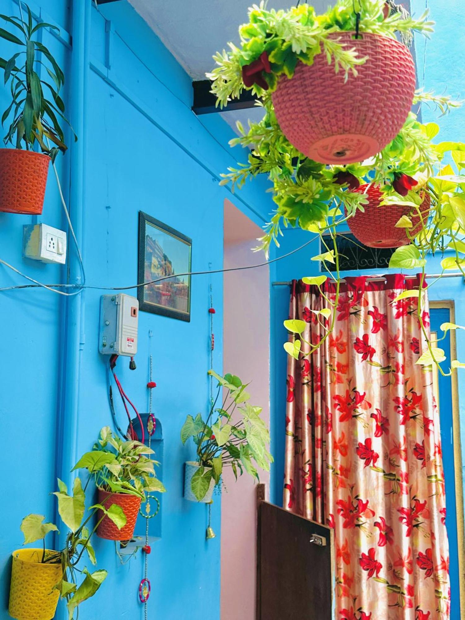 Home Stay Suraj Inn Varanasi Exterior photo