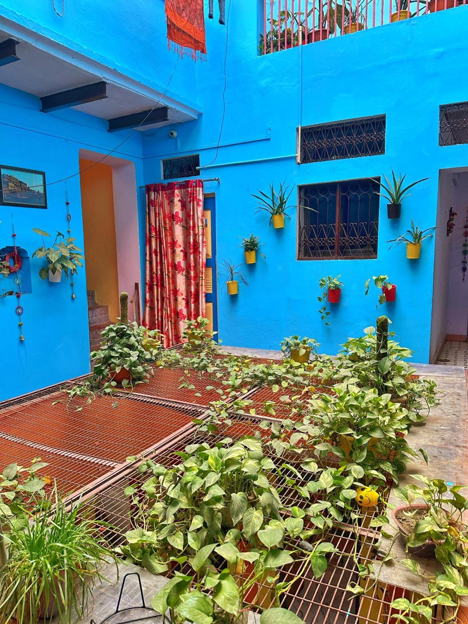 Home Stay Suraj Inn Varanasi Exterior photo